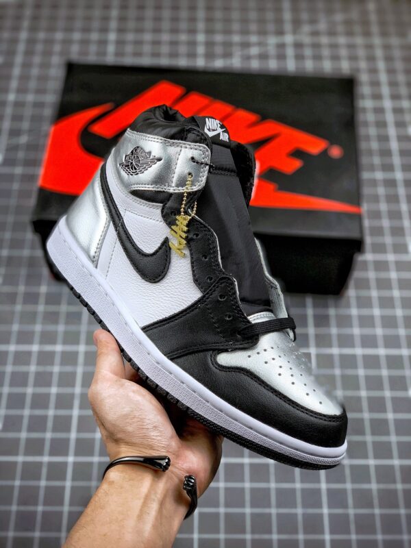 Air Jordan 1